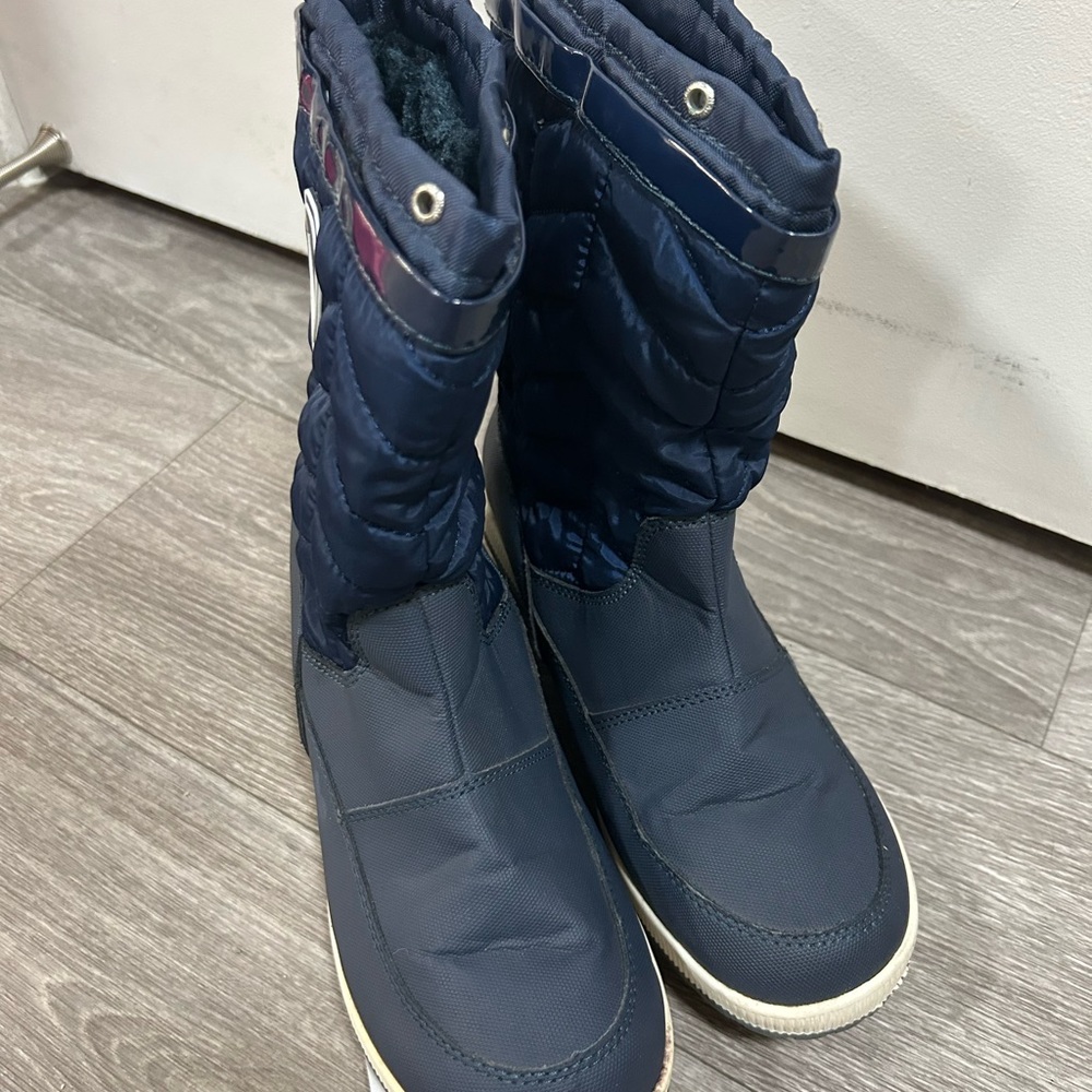 Women's Navy Winter Boots